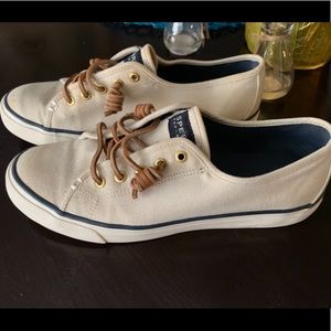 Sperry Seacoast Canvas shoes
